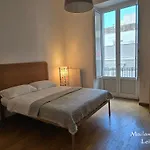 Alojamento de Acomodação e Pequeno-almoço Madama Bari