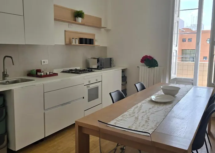 Madama Bed & Breakfast *